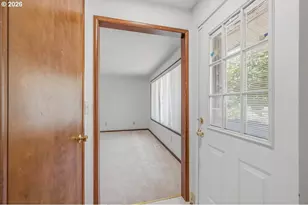 58 Sunset Pl, Saint Helens, OR 97051 - Photo 2