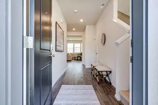 163 NW 30th St, Battle Ground, WA 98604 - Photo 2