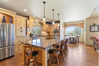 147 Kalina Ct, Kalama, WA 98625 - Photo 12