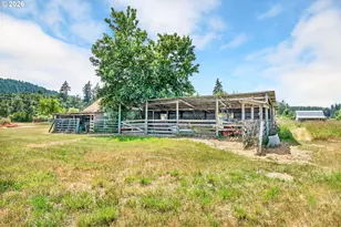 34671 Matthews Rd, Eugene, OR 97405 - Photo 42
