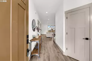 818 SE 35th St, Battle Ground, WA 98604 - Photo 4