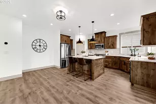 818 SE 35th St, Battle Ground, WA 98604 - Photo 16