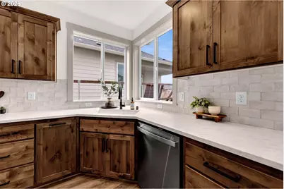 818 SE 35th St, Battle Ground, WA 98604 - Photo 24