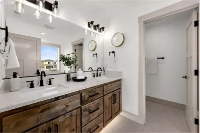 818 SE 35th St, Battle Ground, WA 98604 - Photo 32