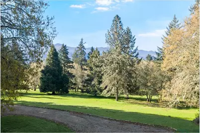 924 Lou Gray Dr, Myrtle Creek, OR 97457 - Photo 32