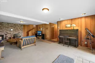 924 Lou Gray Dr, Myrtle Creek, OR 97457 - Photo 12