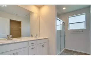 364 Greencrest St NE, Salem, OR 97301 - Photo 12