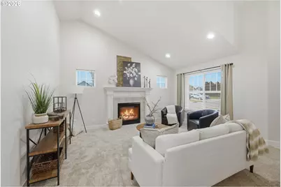 6090 Latour Ln, Eugene, OR 97402 - Photo 8