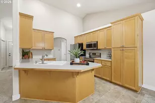 6090 Latour Ln, Eugene, OR 97402 - Photo 12