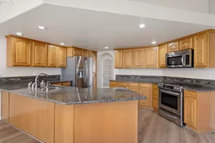 13617 NE 6th Ct, Vancouver, WA 98685 - Photo 10
