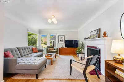 5555 SE Stark St, Portland, OR 97215 - Photo 2
