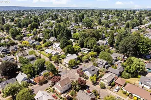 1202 NE Beech St, Portland, OR 97212 - Photo 40