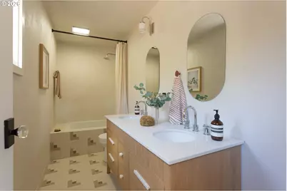 1202 NE Beech St, Portland, OR 97212 - Photo 16