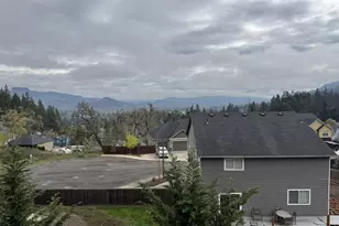 994 S 67th St, Springfield, OR 97478 - Photo 28