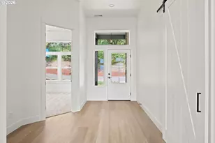 994 S 67th St, Springfield, OR 97478 - Photo 10