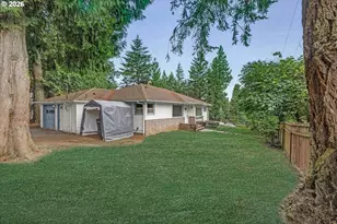 7101 SE 122nd Ave, Portland, OR 97236 - Photo 4