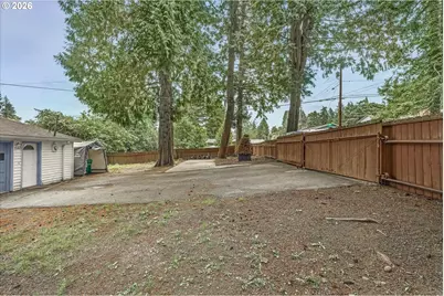 7101 SE 122nd Ave, Portland, OR 97236 - Photo 10