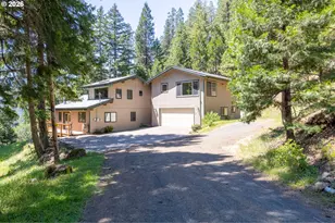 5424 Little River Rd, Glide, OR 97443 - Photo 28