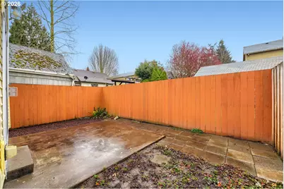 6626 N Seneca St, Portland, OR 97203 - Photo 16