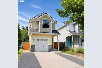 6626 N Seneca St, Portland, OR 97203 - Photo 1