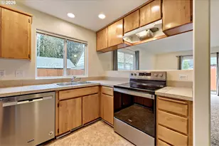 6626 N Seneca St, Portland, OR 97203 - Photo 20