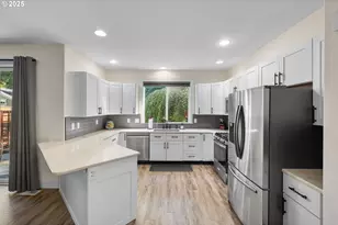 1082 57th St, Washougal, WA 98671 - Photo 4