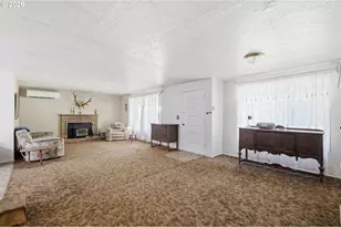 49782 Huckleberry Rd, Oakridge, OR 97463 - Photo 10