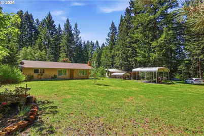 49782 Huckleberry Rd, Oakridge, OR 97463 - Photo 4