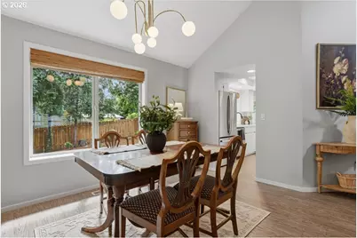 8908 SW 50th Ave, Portland, OR 97219 - Photo 12