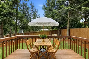 8908 SW 50th Ave, Portland, OR 97219 - Photo 32