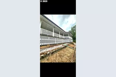 711 Plin St, Myrtle Creek, OR 97457 - Photo 10