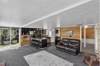 1835 N Jantzen Ave, Portland, OR 97217 - Photo 12