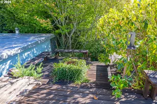 1159 E 1st Pl, Coquille, OR 97423 - Photo 40