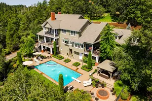 2030 W 34th Ave, Eugene, OR 97405 - Photo 2