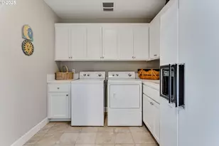 2030 W 34th Ave, Eugene, OR 97405 - Photo 38