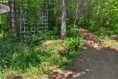 31193 Pittsburg Rd, Saint Helens, OR 97051 - Photo 32