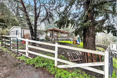 17600 NW Panther Creek Rd, Carlton, OR 97111 - Photo 8