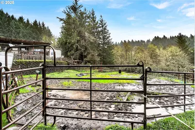 17600 NW Panther Creek Rd, Carlton, OR 97111 - Photo 6