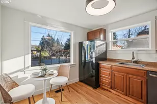 311 NE 92nd Pl, Portland, OR 97220 - Photo 8