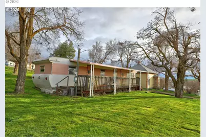 400 Lincoln St, Moro, OR 97039 - Photo 2