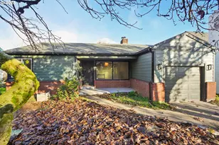 1315 N Russet St, Portland, OR 97217 - Photo 2