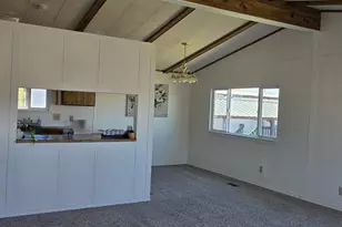 127 Berry Loop Ln, Roseburg, OR 97471 - Photo 4