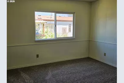 127 Berry Loop Ln, Roseburg, OR 97471 - Photo 12