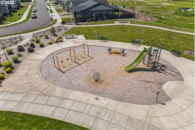 7365 SE Deline St, Hillsboro, OR 97123 - Photo 28