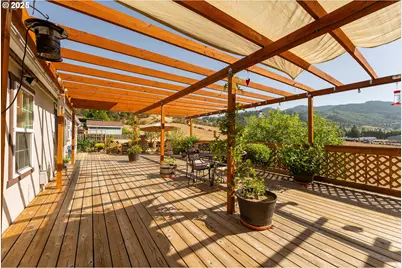 184 SE Cordelia Dr, Myrtle Creek, OR 97457 - Photo 16