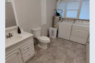 641 Dietz Ave, Keizer, OR 97303 - Photo 28