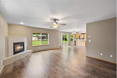 1005 NE 277th Ave, Camas, WA 98607 - Photo 6
