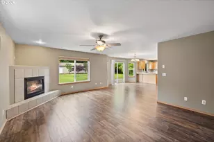1005 NE 277th Ave, Camas, WA 98607 - Photo 6