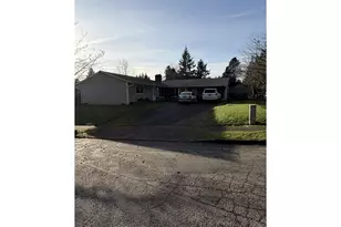 35 NE 157th Ave, Portland, OR 97230 - Photo 28