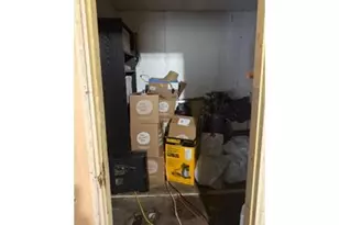 35 NE 157th Ave, Portland, OR 97230 - Photo 22